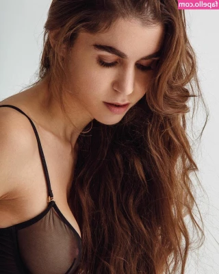 Effy Jones [ effy-jones ] - Check dms Happy Monday !! You definitely want to get in on this