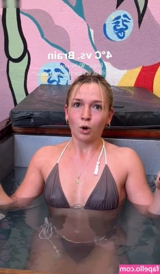 Joana Link [ joana-link ] - I was creaming like crazy! Let's relieve ourselves together this part 1