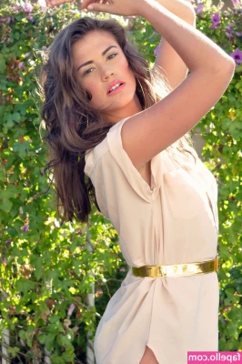 Sophie Porley [ sophie-porley ] - ᒪOOK ᗩT TᕼᗩT ᗩᑎᘜᒪᗴ  IᗰᗩᘜIᑎᗴ ᗰᗴ Oᑎ
