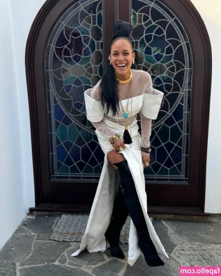 Dania Ramirez [ dania-ramirez ] - put your face on it 😏