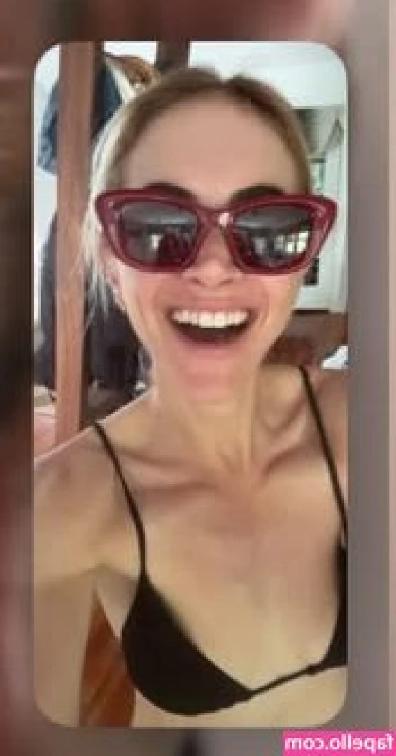 Emily Wickersham [ emily-wickersham ] - 🍾🎄💦thong or g string🍾🎄💦