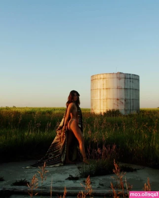 cowgirlbrooklynbabe [ cowgirlbrooklynbabe-1 ] - come beach with