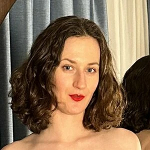 laura.curls