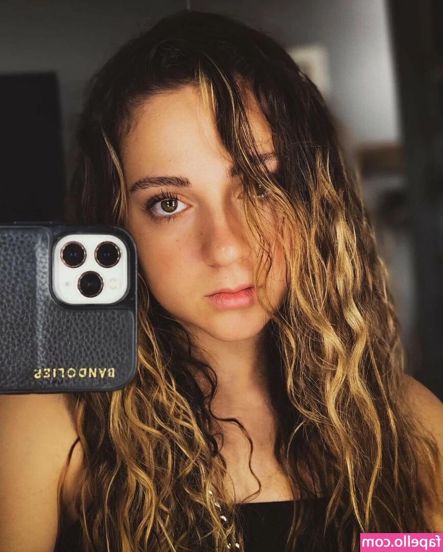 Kaycee Rice [ kaycee-rice ] - Touch me …..   📸 by @ zweitraumfotografie