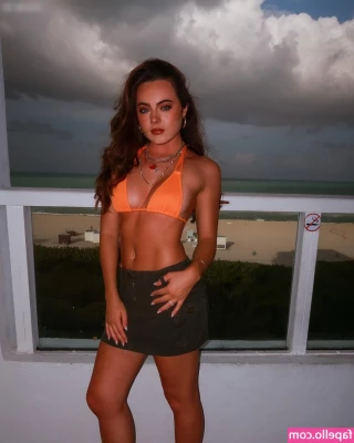 Ava Allan [ ava-allan ] - 𝕃𝕖𝕥 𝕤 𝕡𝕝𝕒𝕪 𝕒 𝕕𝕚𝕣𝕥𝕪