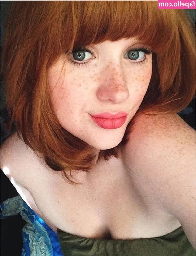 Keeetty - Morning 😉 Big boobs and lace 🤤😉
