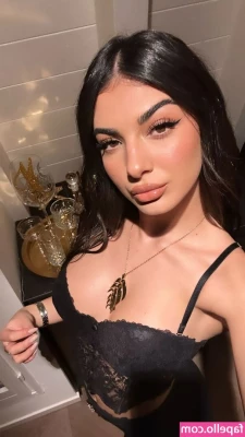Elisa Maino [ elisa-maino ] - I can’t help being this horny when I am with you 🥵