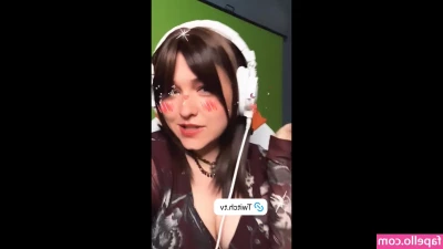 Tamara Lynn Chambers [ tamara-lynn-chambers ] - Happy Humpday  Can I be your sex slave  LIKE  amp  TIP if you wanna