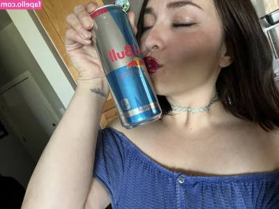 Tamara Lynn Chambers [ tamara-lynn-chambers ] - sorry everyone been on hospital and unable to make content for the