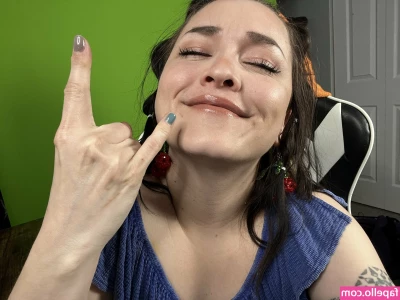 Tamara Lynn Chambers [ tamara-lynn-chambers ] - Stay tuned guys I'm tryna sort this shit properly