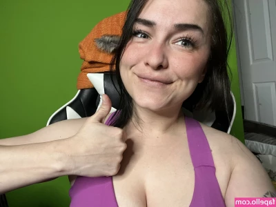 Tamara Lynn Chambers [ tamara-lynn-chambers ] - Pov vid  Me getting hit by this  sexysouthernstud  So sexy  and does