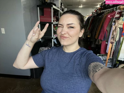 Tamara Lynn Chambers [ tamara-lynn-chambers ] - I'm sooo bored today, come chat with me? 🥰