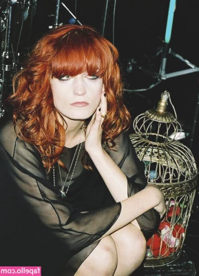 Florence Welch [ florence-welch ] - Take a look at my big fat ass