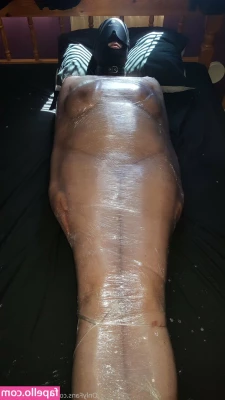 twistedbambi69 - Enjoy the moment 🥵 Teasing with my see through panties &