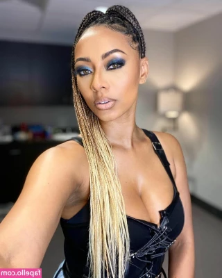 Keri Hilson [ keri-hilson ] - Squeeze me