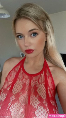 Ellienorman94 - Pinup collides with big dick energy. 👀👅👀 💥