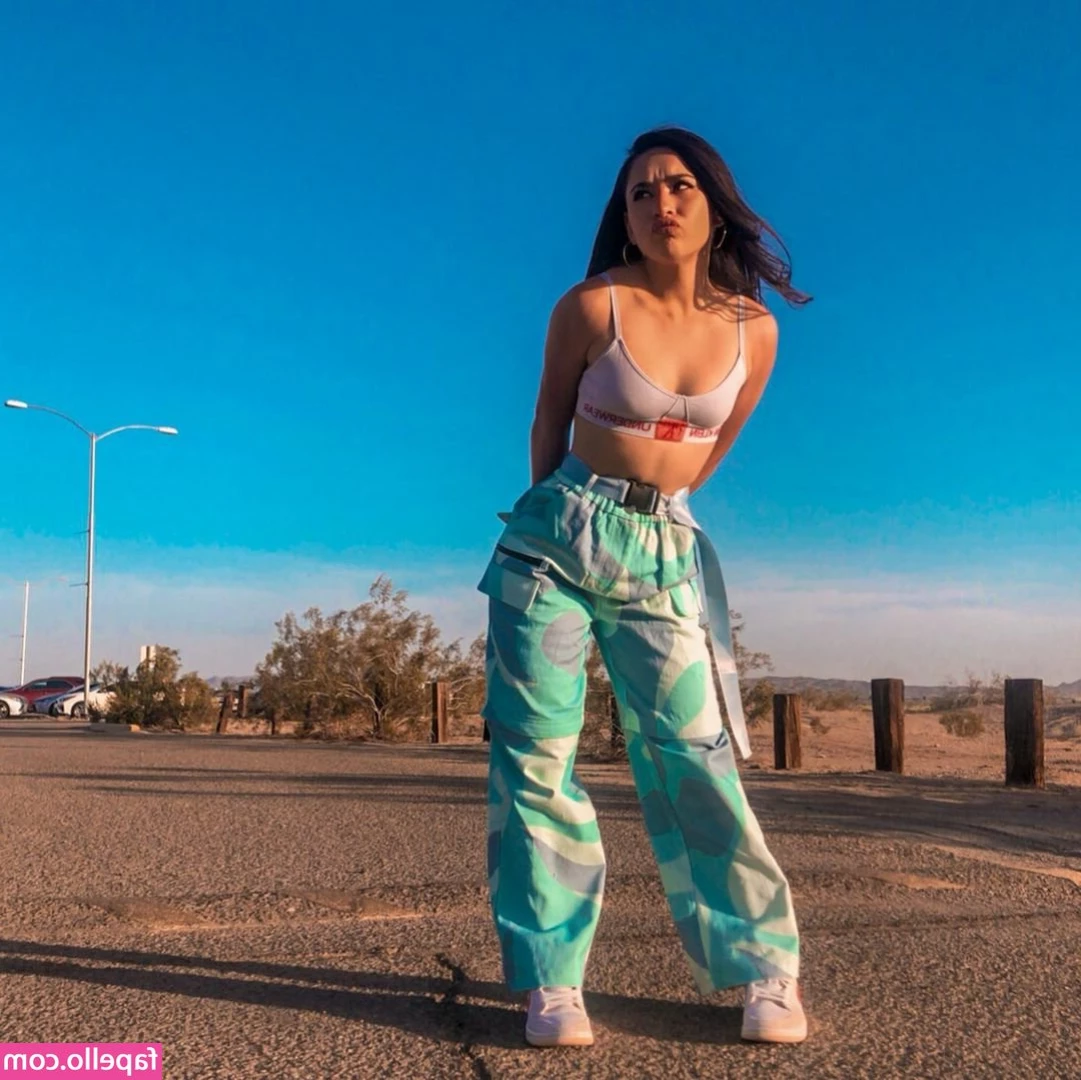 Ashly Martinez [ ashly-martinez ] - SUBSCRIBE TO MY SEXI 👑 / WIFE @BITCH_IM_KUSH @BITCH_IM_KUSH