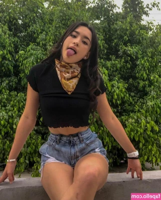 Ashly Martinez [ ashly-martinez ] - We re back to daily content and if I m correct  today is TITTY