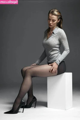 Betty Gilpin [ betty-gilpin ] - Enjoying my juicy ass?