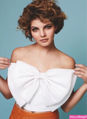 Camren Bicondova [ camren-bicondova ] - Back by popular demand! Cum see my pink pedicure get covered in cum
