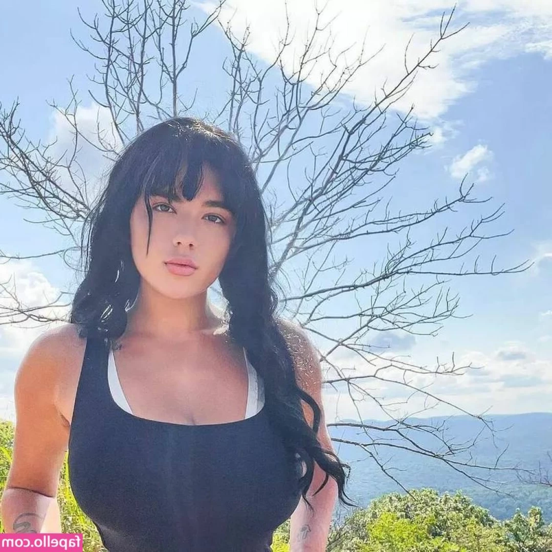 Annaartsv - free the titty s  I THINK YES