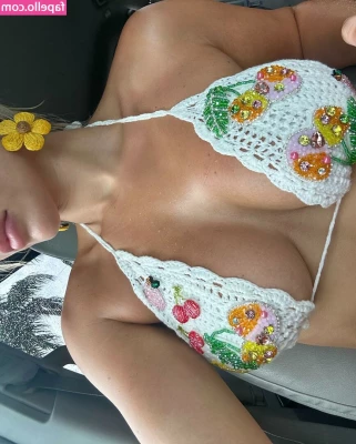 Ellie Brown [ ellie-brown ] - V23 Spit Roast Boy/Girl/Boy If you are new to my page and want this