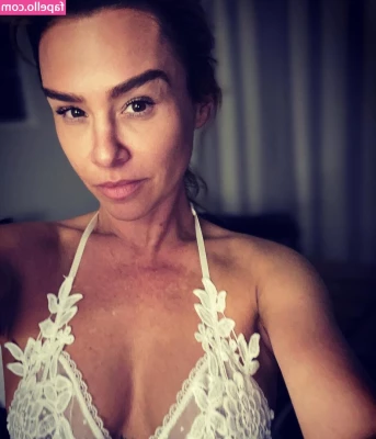 Danielle Harris [ danielle-harris ] - Warmest  fattest and wettest  pussy you would ever feel