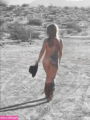 Danielle Harris [ danielle-harris ] - I want dick right now. !