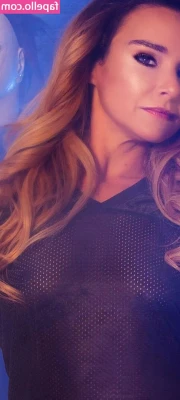 Danielle Harris [ danielle-harris ] - Who is getting the cuffs, me or you? 😈😇