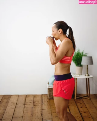 Jessica Ennis [ jessica-ennis ] - Blow job before work  Happy Monday
