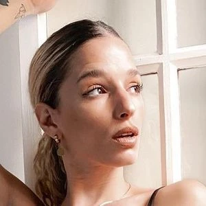 adora_amour