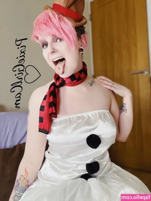 pixiegirlcam [ pixiegirlcam-6 ] - Did someone ask for a sassy mommy? ⛓😈