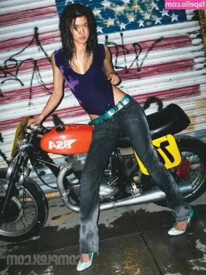 Grace Park [ grace-park ] - Lazy Sundays