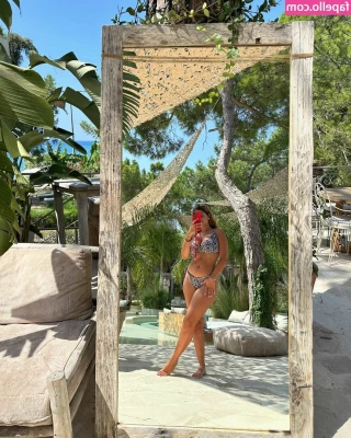 Giusy Piazza [ giusy-piazza ] - Tell me I m cute