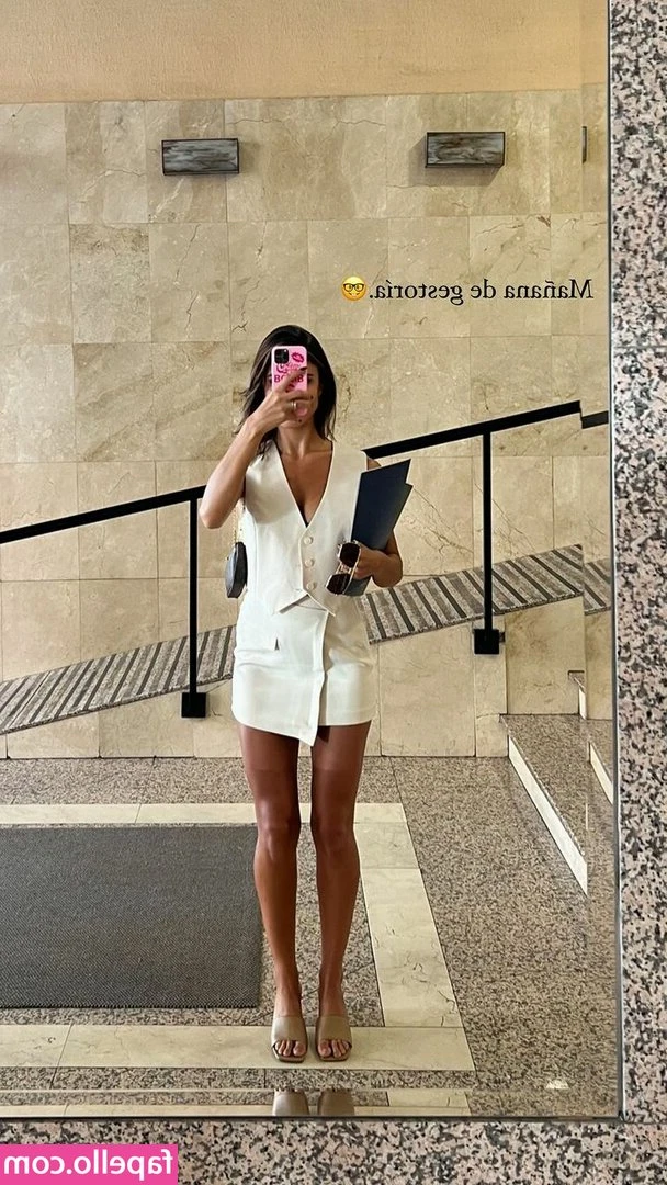 Sofía Suescun [ sofia-suescun ] - Some booty view🍑🤪