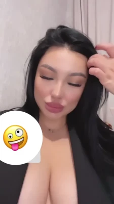 Zhansaya Dakarimova [ zhansaya-dakarimova ] - post run shower