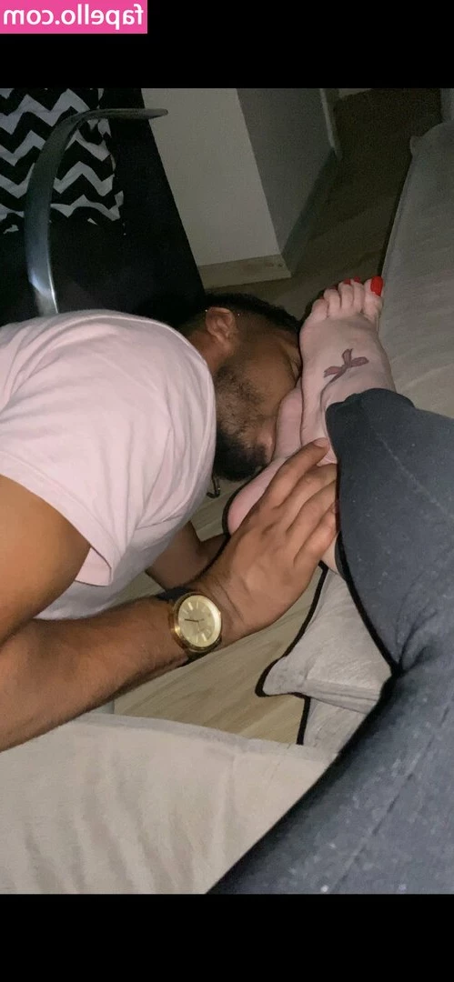 Emily Anne Gordon [ emily-anne-gordon ] - เป ยกๆ