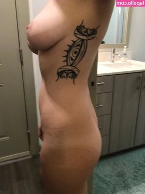 Kylie Keeton [ kylie-keeton ] - 📷 x4  trying to post the most explicit photo first Do I have your