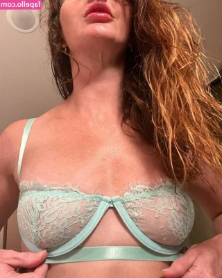 gingrbreadginny - How many of you would consider my boyfriend lucky