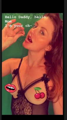 gingrbreadginny - Blonde is better
