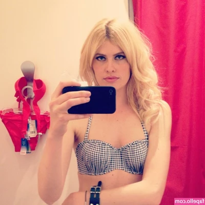Adriana Abenia [ adriana-abenia ] - so horny <3