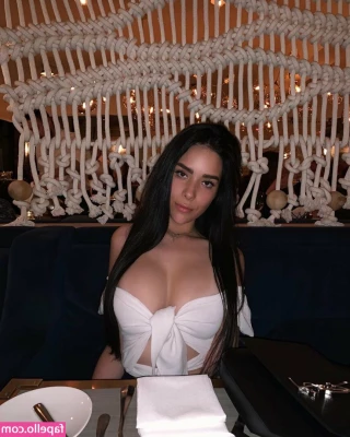 Samantha L [ samantha-l ] - Suscribe FOR FREE lt 333  little_baby_spoiled   accompanied and alone