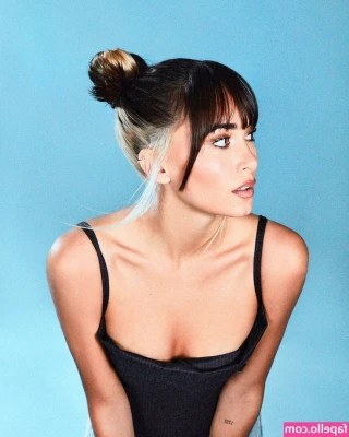 Aitana - Can I ride your face?