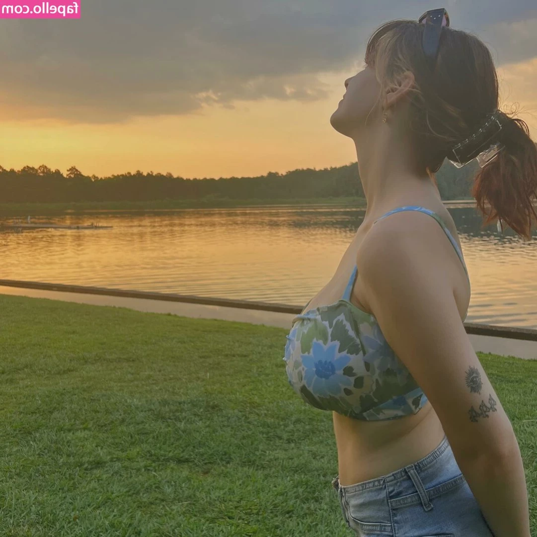 Riley F [ riley-f ] - Happy Hump Day    Wanna see more