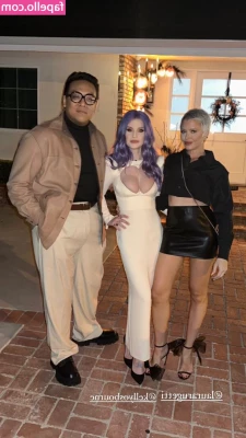 Kelly Osbourne [ kelly-osbourne ] - Noches  porque buenas las que te hago pasar conmigo