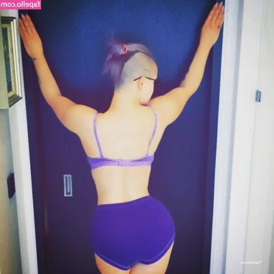 Kelly Osbourne [ kelly-osbourne ] - Goth\alt was the winner of last week's poll ;) hope you like it