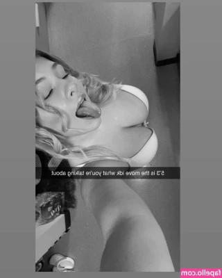 Mackenzie Spohn [ mackenzie-spohn ] - Let s not forget about the toes