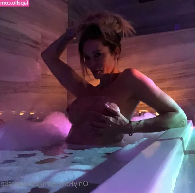 Jessica Drake [ jessica-drake-jessicadrake ] - I will be LIVE tomorrow 10am GMT or UK time on my Onlyfans ask my