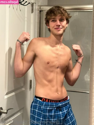 karsen.scott [ karsen-scott ] - I am creating a content plan for Onlyfans