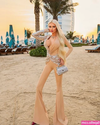Veronika Sherstiuk [ veronika-sherstiuk ] - Feliz primero de septiembre